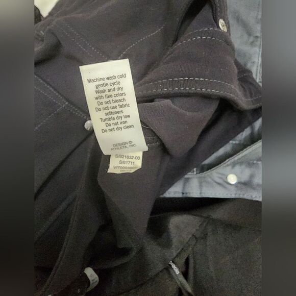 Athleta   - Picture 6 of 12